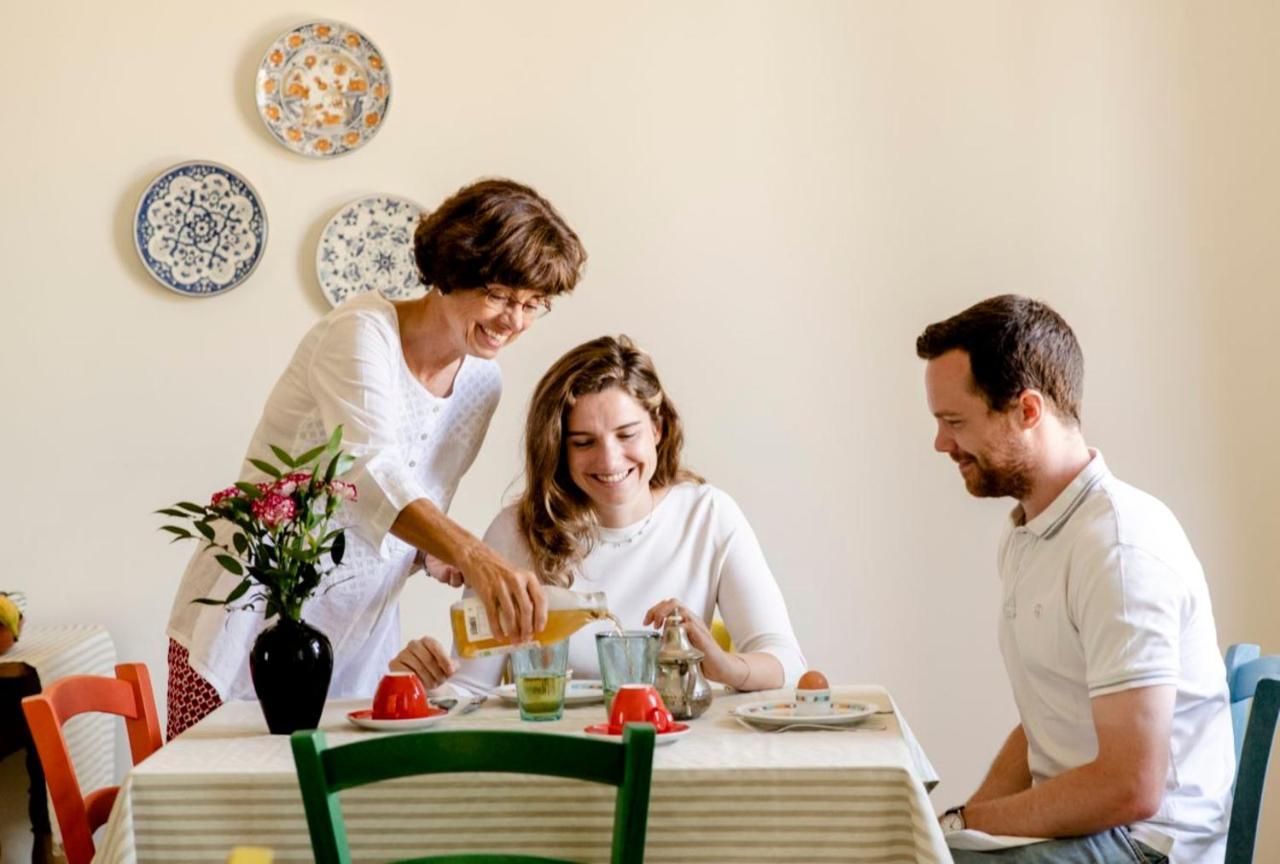 Le Vecchie Persiane - Bed & Breakfast Diano dʼAlba Εξωτερικό φωτογραφία