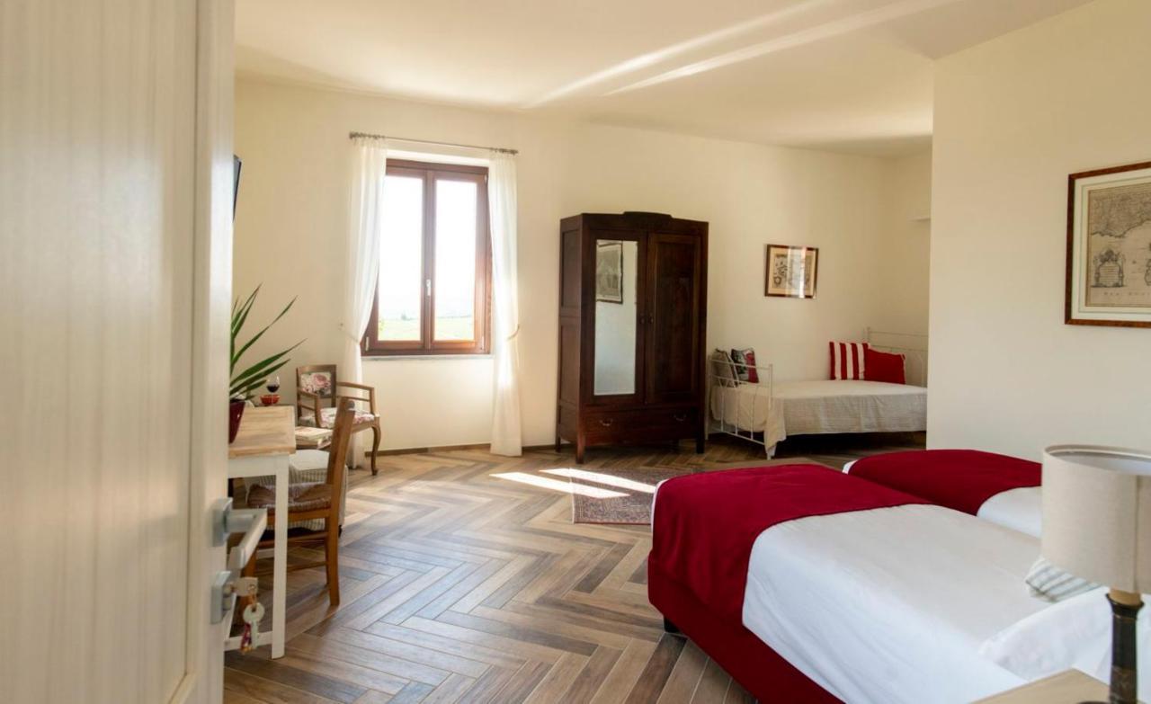 Le Vecchie Persiane - Bed & Breakfast Diano dʼAlba Εξωτερικό φωτογραφία
